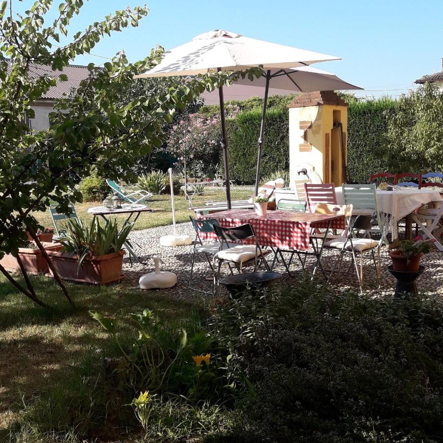 B&B Il Pioppo E La Fonte Castello d'Agogna Esterno foto