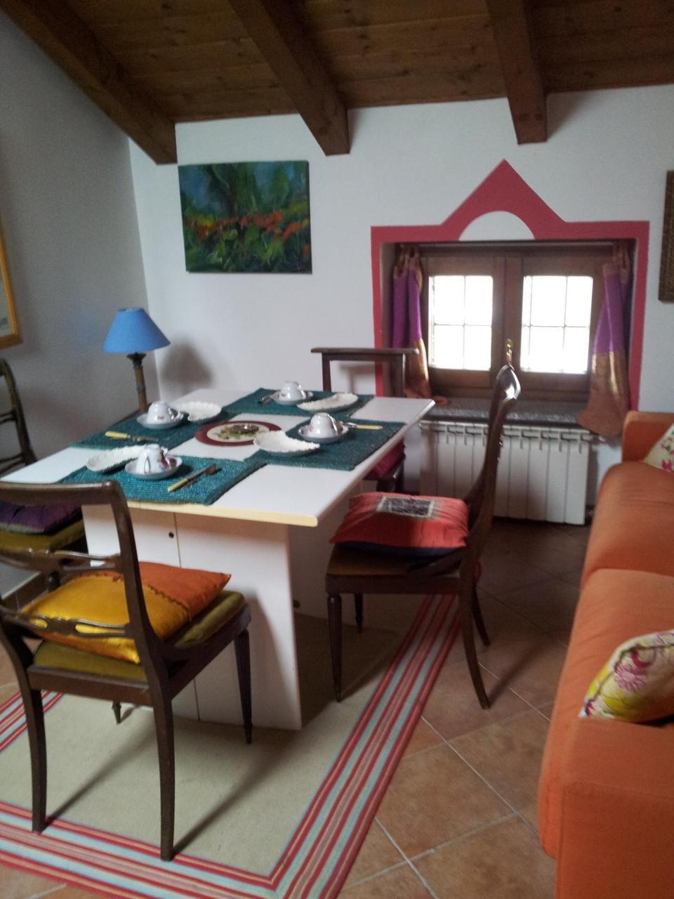 B&B Il Pioppo E La Fonte Castello d'Agogna Esterno foto